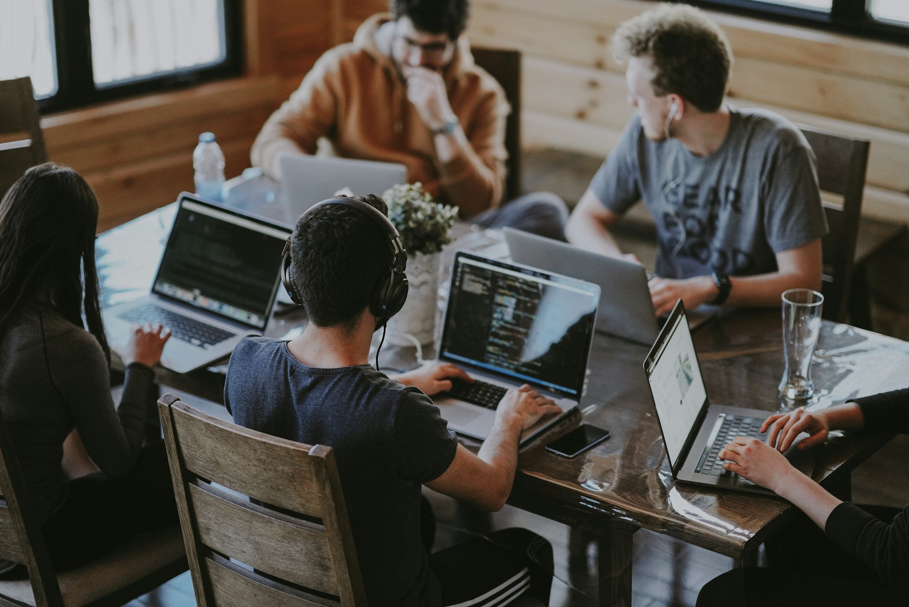 Cross-functional product and engineering team working together